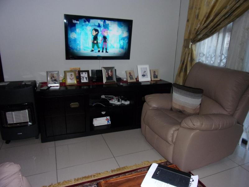 2 Bedroom Property for Sale in Westbourne Eastern Cape